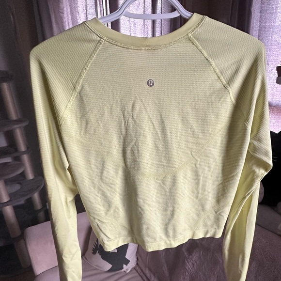 Lululemon swifty crop top **no tags - Picture 5 of 5
